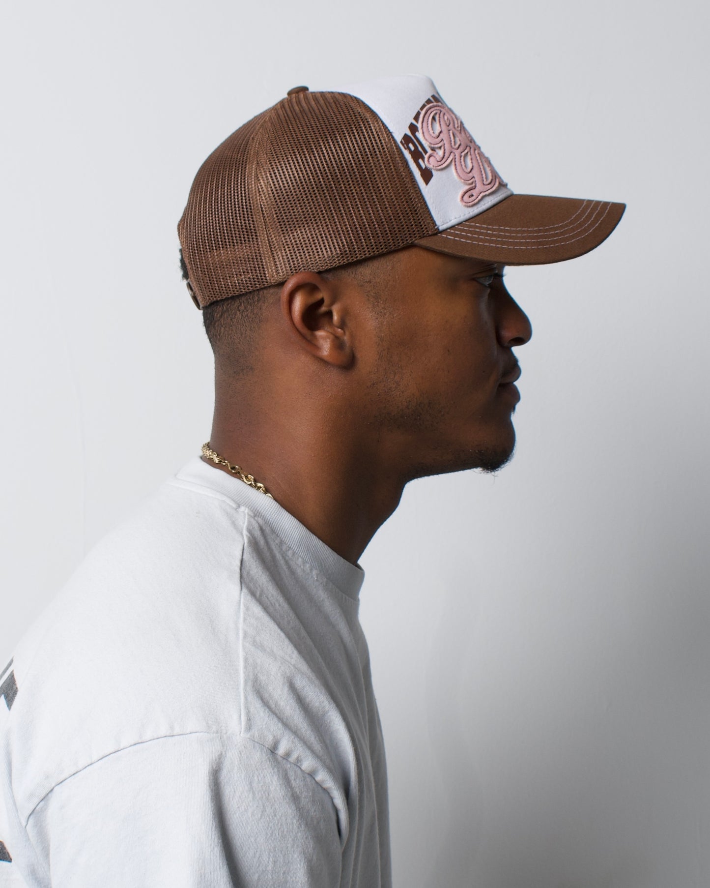 TRUCKER HAT (NEAPOLITAN)