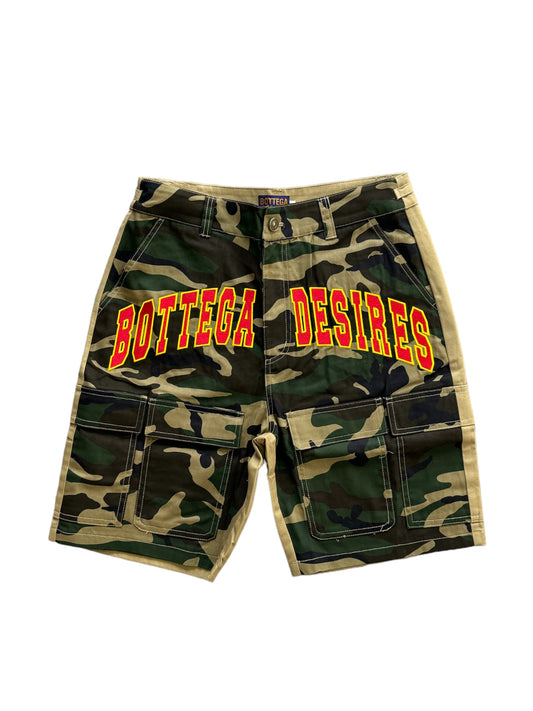 CAMO CARGO SHORTS